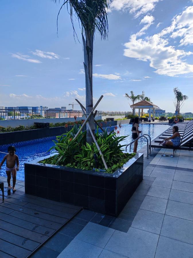 Neues Apartment mit Pool-Nutzung Manila Exterior foto